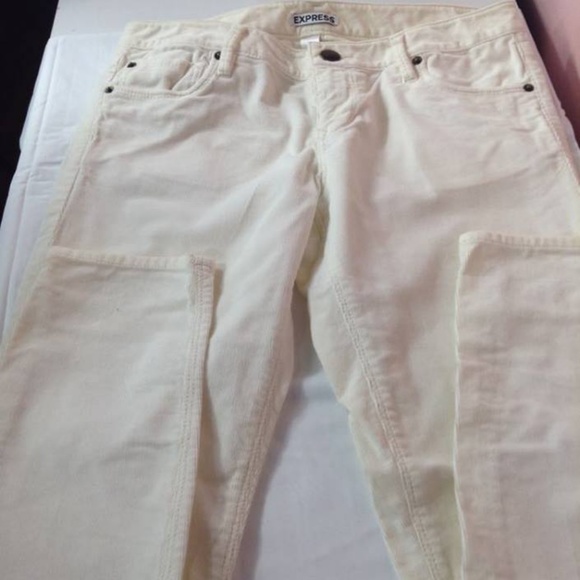 EXPRESS Off White Corduroy Skinny J…